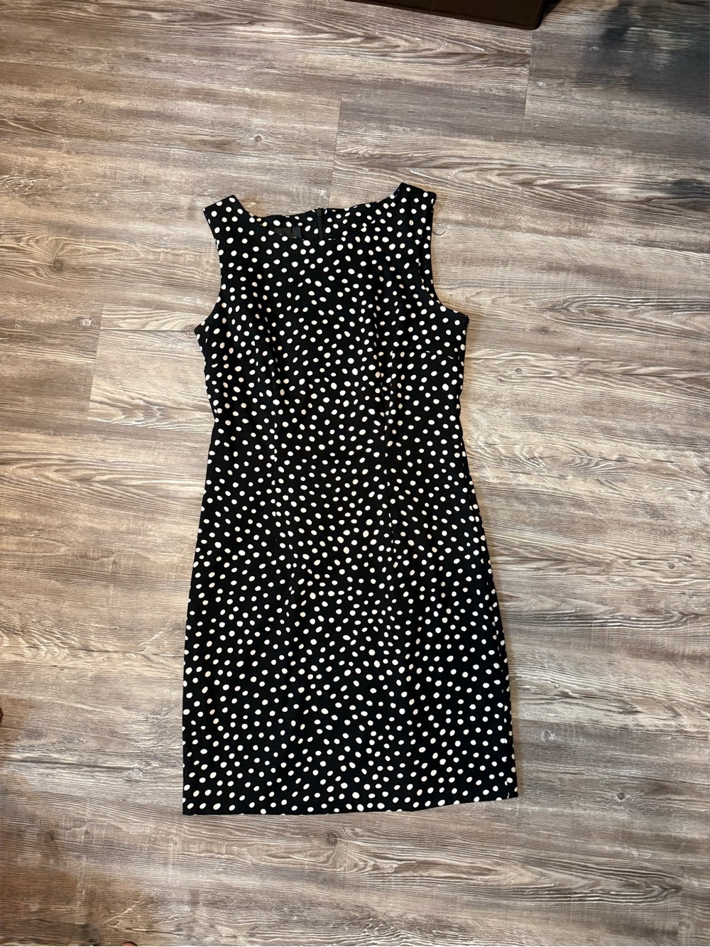 AB Studio Black and White Polka Dot Sleeveless Mid Thigh Dress